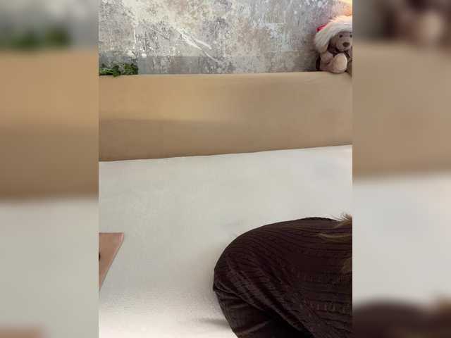 Incredible123 live cam on BongaCams