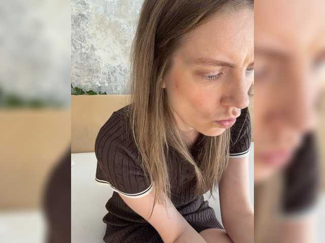 Incredible123 live cam on BongaCams