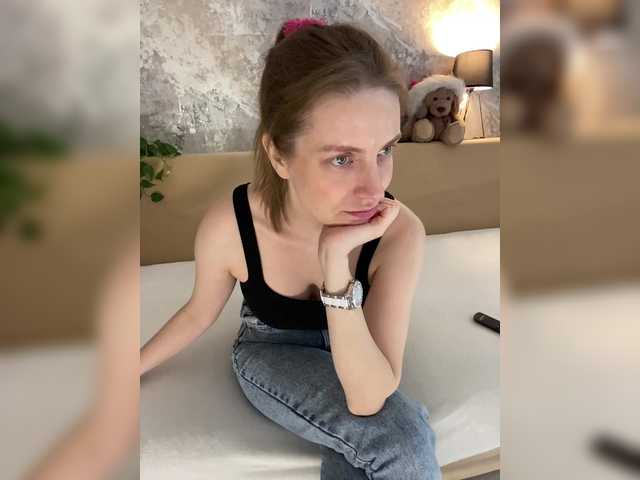 Incredible123's BongaCams show and profile