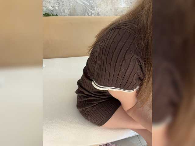 Incredible123 live cam on BongaCams