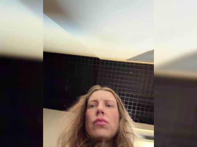 Incredible123 live cam on UnifiedCams