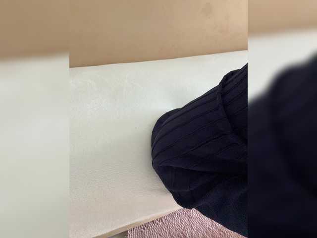 Incredible123 live cam on BongaCams