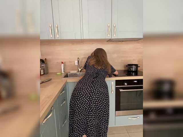 Incredible123's BongaCams show and profile