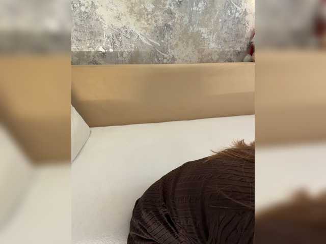 Incredible123, live now on BongaCams