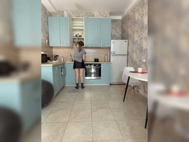 Incredible123 live cam on BongaCams