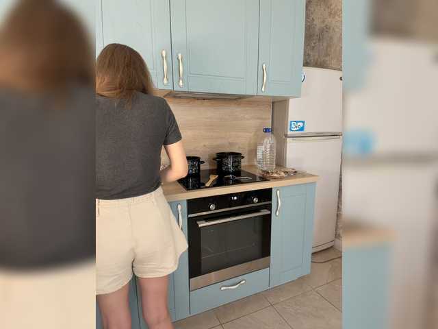 Incredible123 live cam on BongaCams