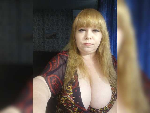 Svetlanka04 live cam on BongaCams