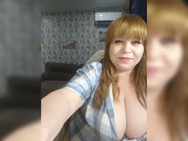 Svetlanka04 live cam on BongaCams