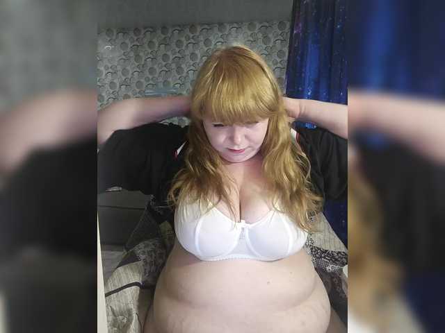 Svetlanka04 live cam on BongaCams