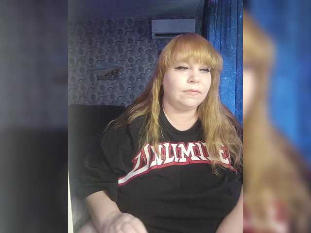 Svetlanka04 live cam preview