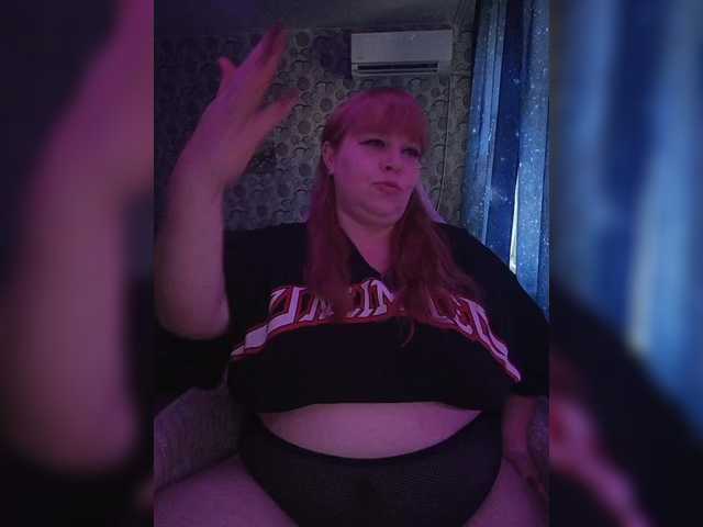 Svetlanka04 live cam on BongaCams
