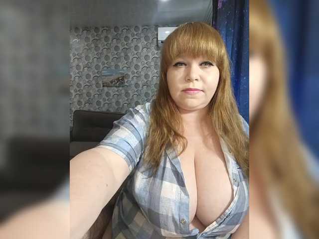 Svetlanka04 live cam on BongaCams