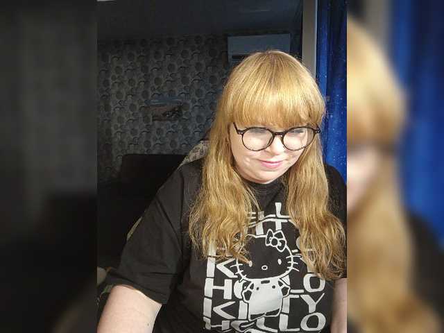 Svetlanka04 live cam on BongaCams