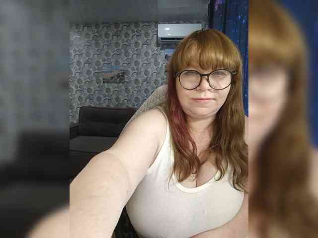 Svetlanka04 webcam