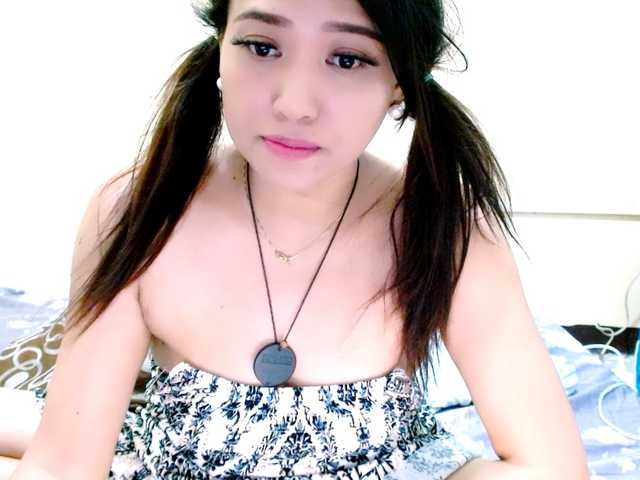 Rosselyn Live Cam on BongaCams