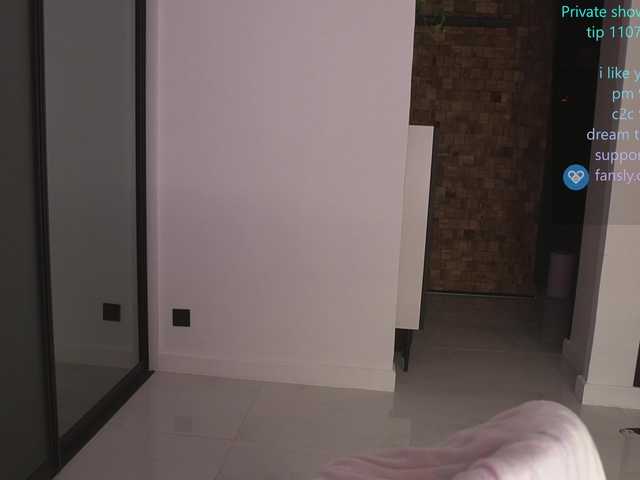 bongCinnamon live webcam show