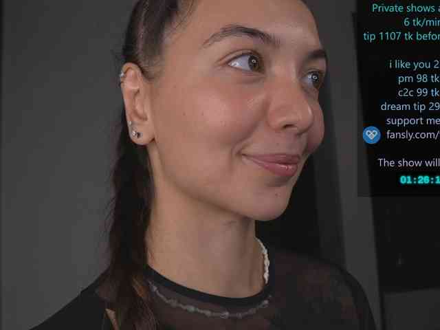bongCinnamon's webcam live show
