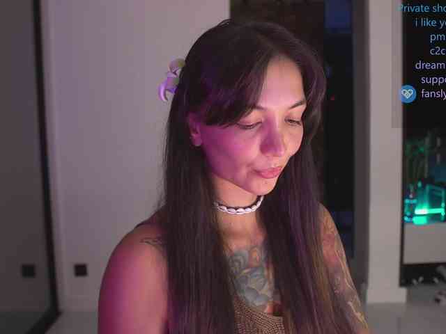 bongCinnamon Sex Cam Show