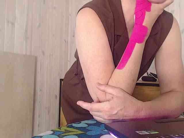 Kirsten888 webcam