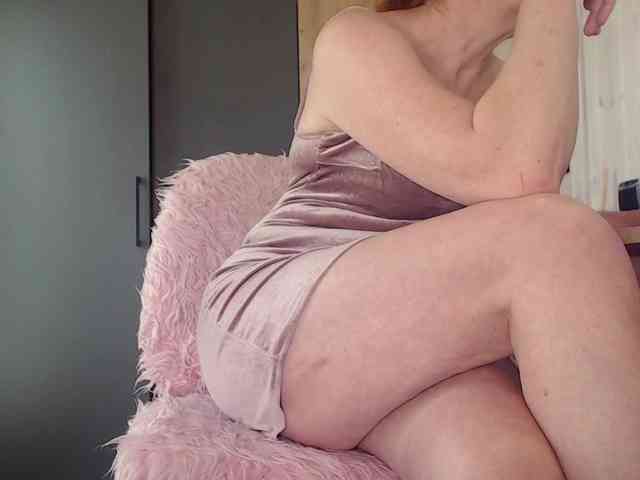 Kirsten888 webcam
