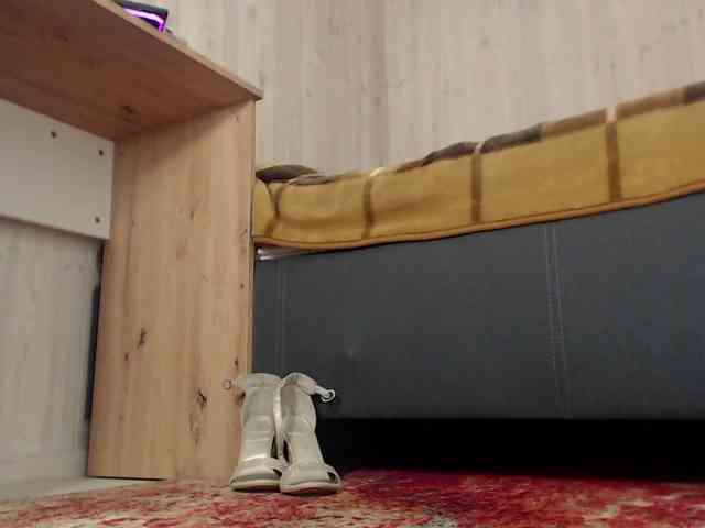 Kirsten888 webcam