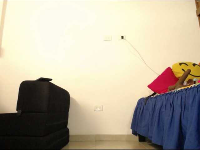 BEAUTY-ASS live cam preview