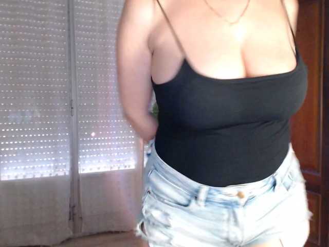 Alina-Lovely live cam preview