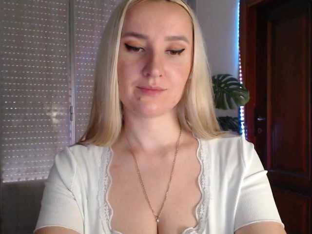 Alina-Lovely live cam preview
