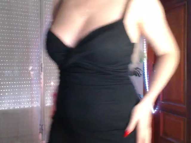 Alina-Lovely live cam on BongaCams