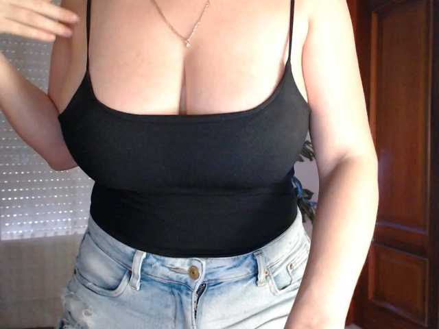 Alina-Lovely live cam preview