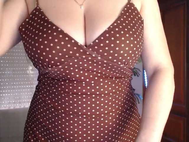 Alina-Lovely live cam