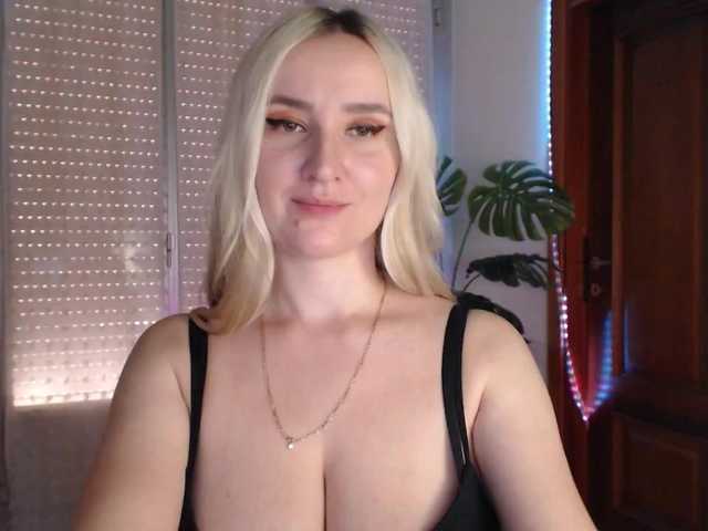 Alina-Lovely live cam