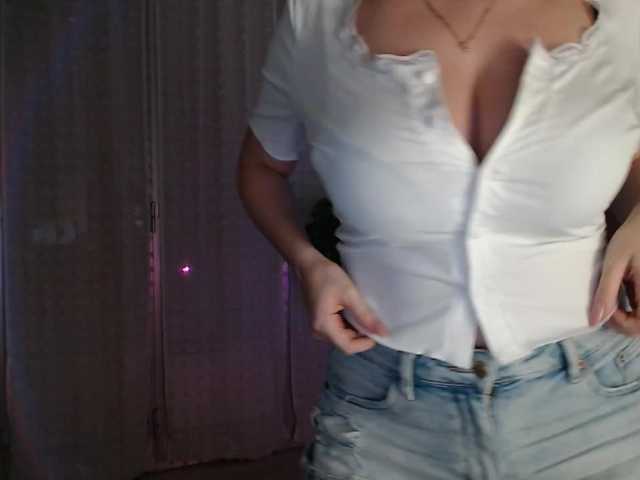 Alina-Lovely live cam preview
