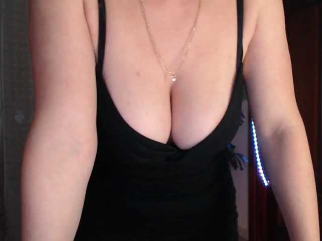 Alina-Lovely live cam on BongaCams