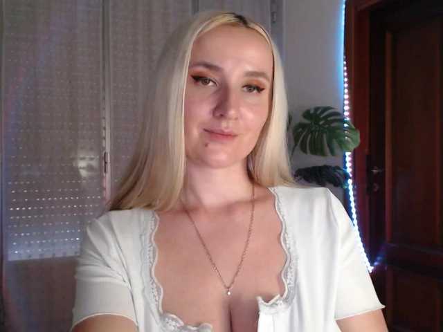 Alina-Lovely live cam preview