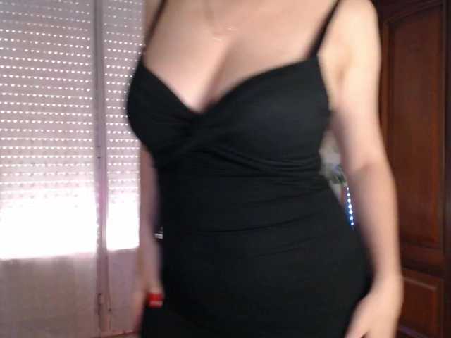 Alina-Lovely live webcam show