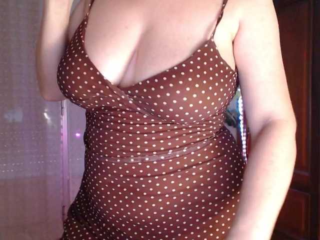 Alina-Lovely webcam