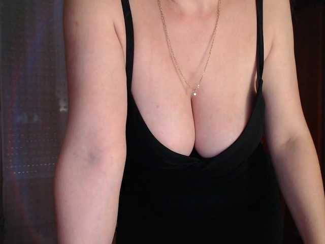 Alina-Lovely live webcam show