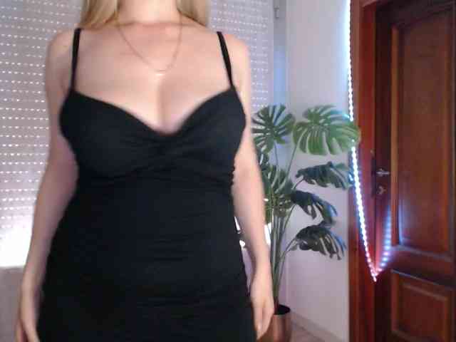 Alina-Lovely webcam