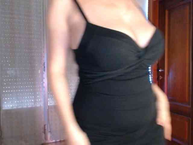 Alina-Lovely webcam