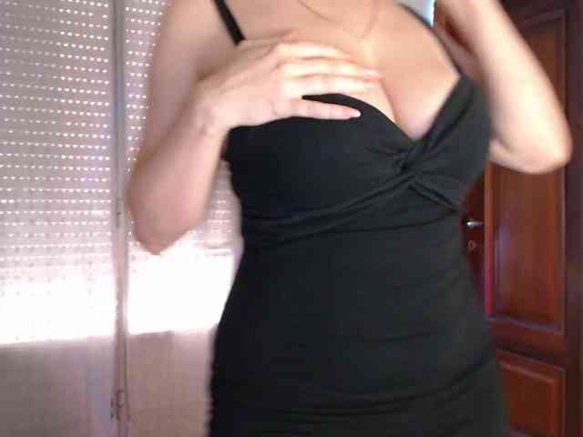 Alina-Lovely webcam