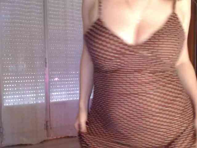 Alina-Lovely webcam