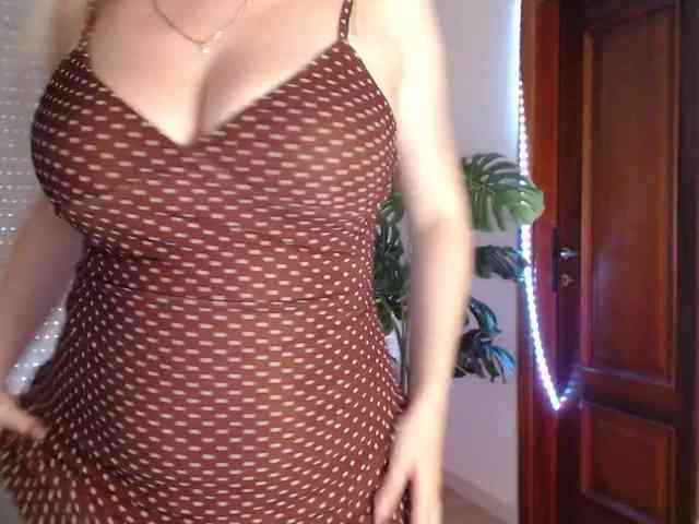 Alina-Lovely webcam