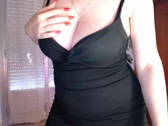 Alina-Lovely webcam