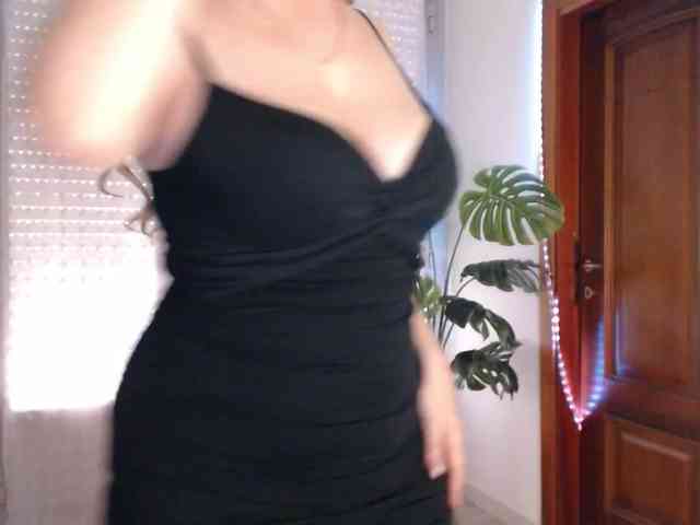 Alina-Lovely webcam