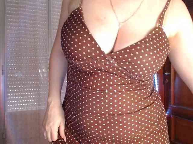 Alina-Lovely webcam