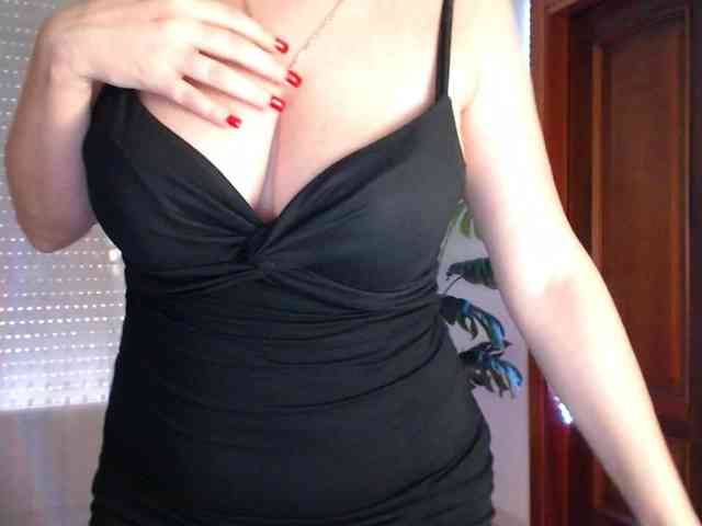 Alina-Lovely webcam