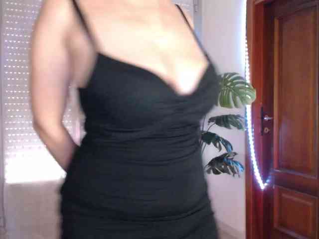 Alina-Lovely webcam