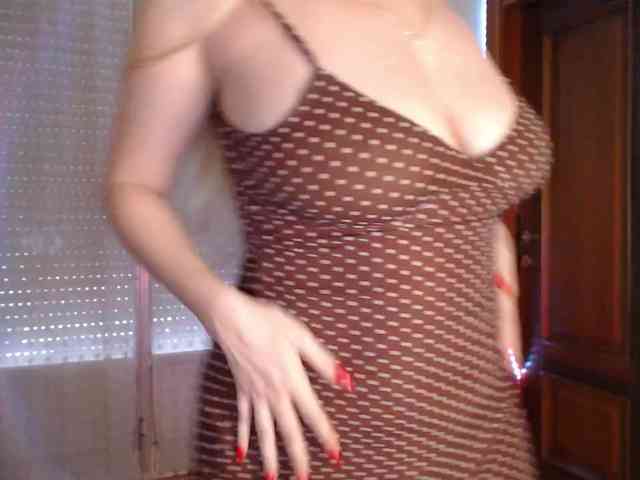Alina-Lovely webcam