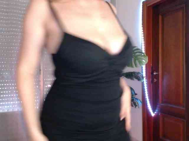 Alina-Lovely webcam